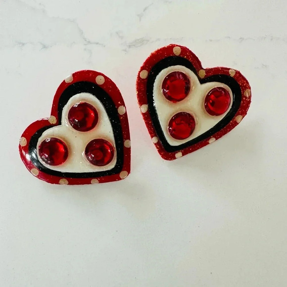 DEZ Jewelry - DEZ Designer Heart Vintage Earrings